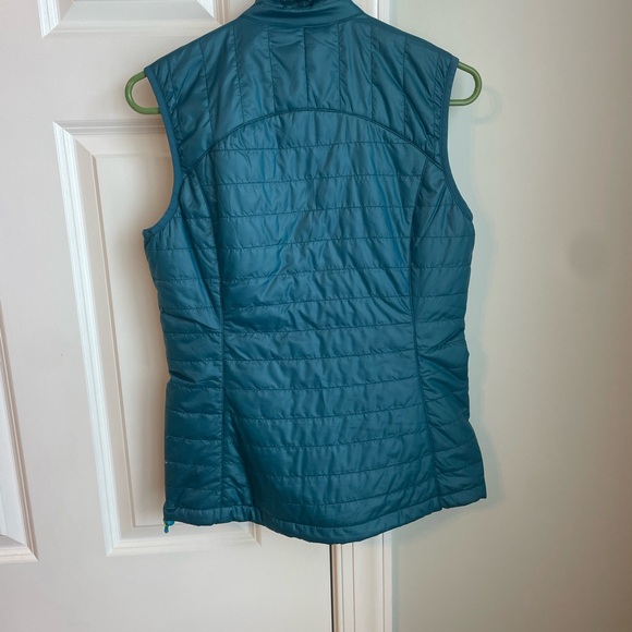 REI Women's Blue Quilted Vest - Picture 2 of 3